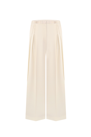Noemie Pant