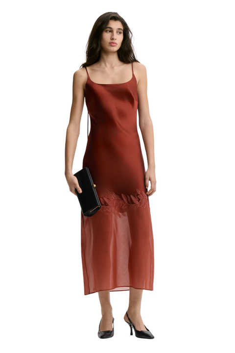 Camilla Dress With Pinlos Shawl