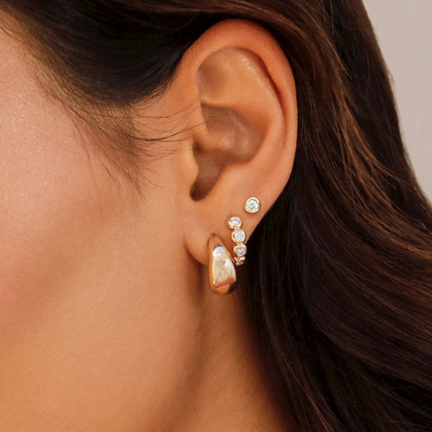 Diamond Pillow Huggie