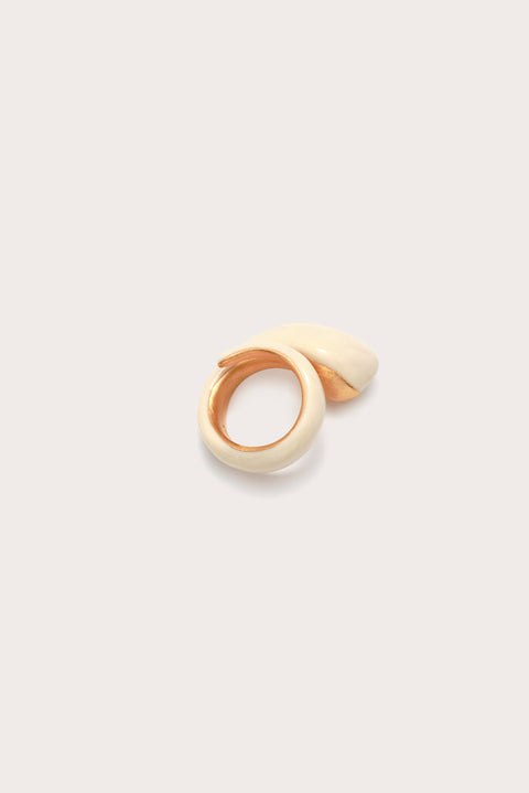 Karina Ring Travertine