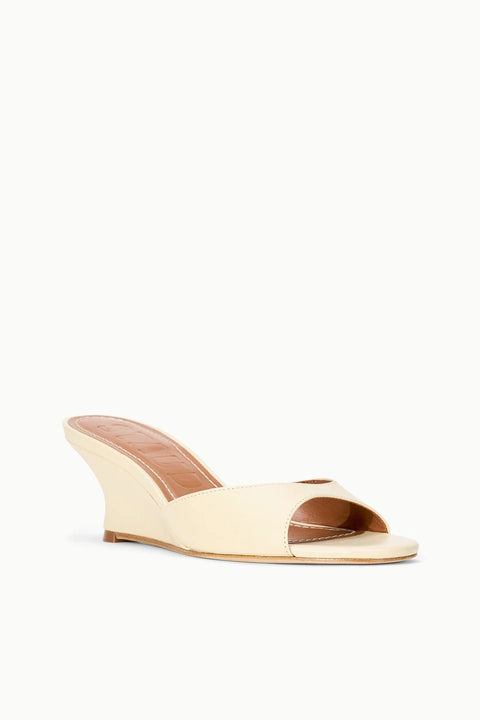 Brigitte Wedge