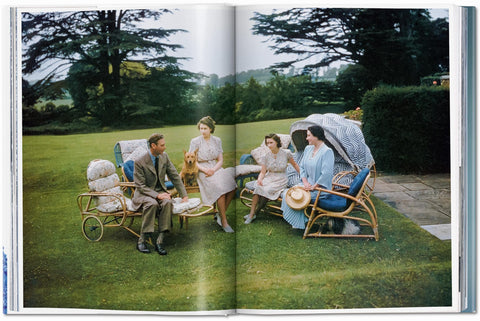 Her Majesty: A Photographic History 1926-2022 XL