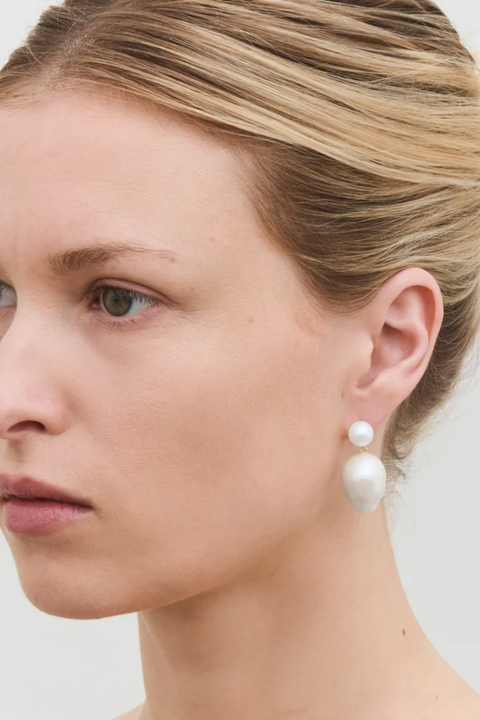 Venus Blanc Baroque Pearl Earrings