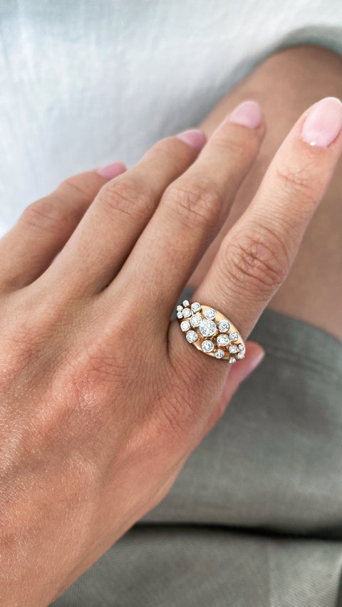 Diamond Queen Wave Ring