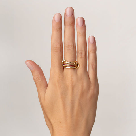 Pyrus YG Ruby Ring